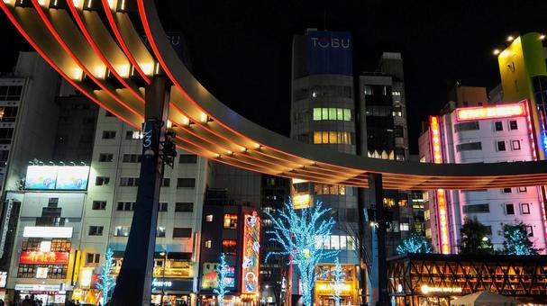 池袋駅前クリスマス・池袋西口公園・豊島区 クリスマス,イルミネーション,池袋西口公園の写真素材