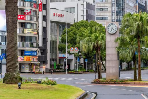 宮崎駅東口交差点 宮崎駅東口交差点 街並み,町並み,都市風景の写真素材