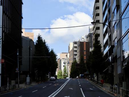国道17号神田明神坂 国道17号神田明神坂 神田明神下,神田明神通り,明神坂の写真素材