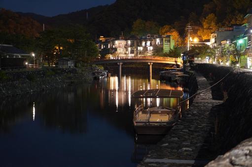 塔の川の夜景 宇治川,塔の川,宇治市の写真素材