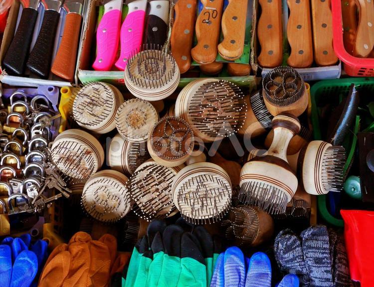 中央アジアのナン用スタンプ「チェキチ」 チェキチ,ムフバル,スタンプの写真素材