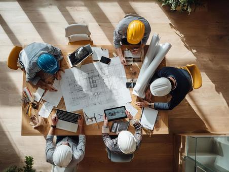 建築家とエンジニアの会議 建築家とエンジニアの会議の写真