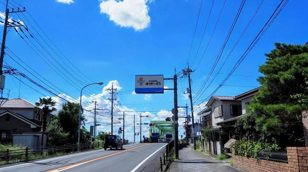 夏の豊水橋通り&豊水橋(茨城県・常総市) 夏の豊水橋通り&豊水橋(茨城県・常総市) 夏,豊水橋通り,豊水橋の写真素材