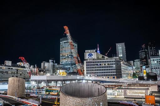 東京都 新宿駅西口の夜景 東京都 新宿駅西口の夜景 新宿,新宿駅,街並みの写真素材