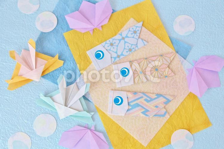 和紙の手作り鯉のぼり 鯉のぼり,兜,子供の日の写真素材