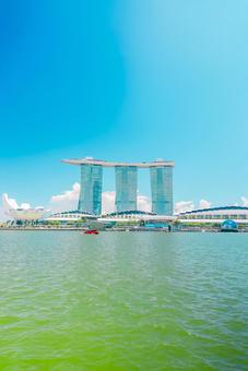 【シンガポール】海とマリーナベイサンズの写真