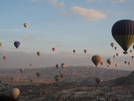 カッパドキア カッパドキア,気球,トルコの写真素材