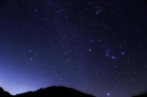 晩秋の星空・オリオン座 晩秋の星空・オリオン座の写真