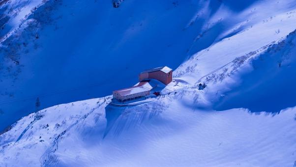 冬の木曽駒ヶ岳・千畳敷カール 冬の木曽駒ヶ岳・千畳敷カール 雪山,木曽駒ヶ岳,千畳敷の写真素材