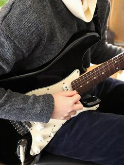 エレキギターの演奏 エレキギター,ギター,楽器の写真素材