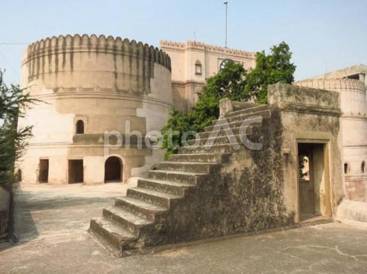 インド　アーメダバードの城壁　天文台 城壁,階段,天文台の写真素材