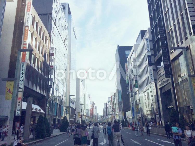 銀座の夕暮れ 銀座,歩行者天国,銀ぶらの写真素材