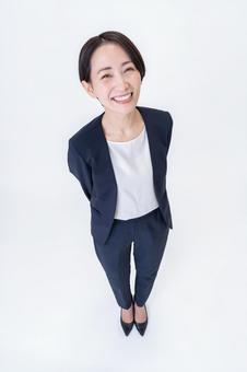 笑顔の女性・縦 笑顔の女性・縦の写真