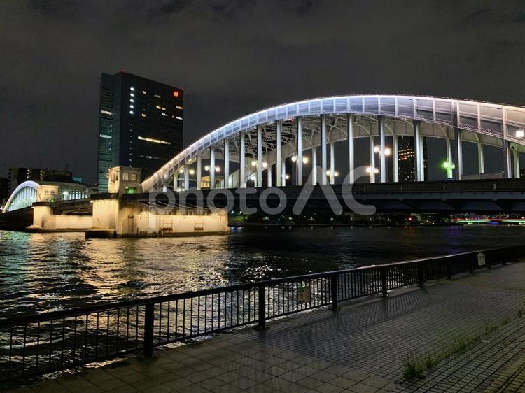 勝鬨橋の夜景と隅田川 勝鬨橋,かちどきばし,夜景の写真素材
