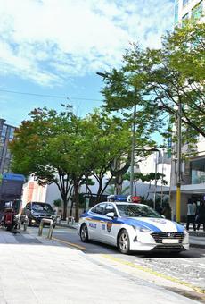 韓国のパトカー 韓国のパトカーの写真