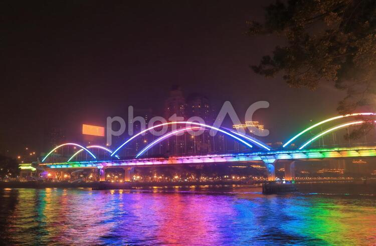 中国　広州の夜景と解放大橋 広州,町並み,中国の写真素材