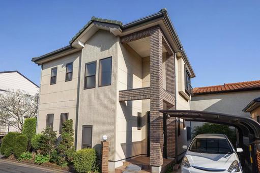 Detached house Detached house