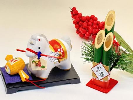 正月の飾り 2026年,正月飾り,午年の写真素材