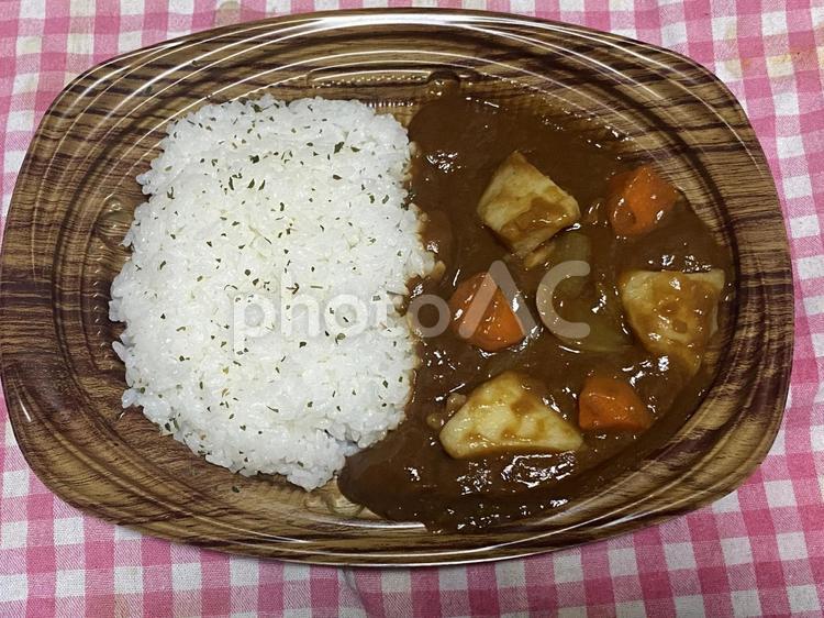 野菜たっぷりのカレーライス 野菜たっぷりのカレーライス,野菜カレー,カレーライスの写真素材