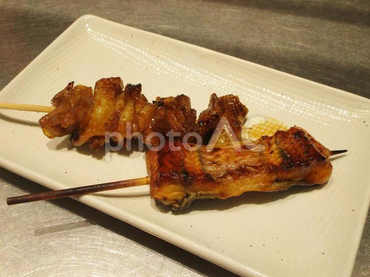 焼き鳥（鶏皮と鰻串） 焼き鳥,鶏皮,鰻の写真素材