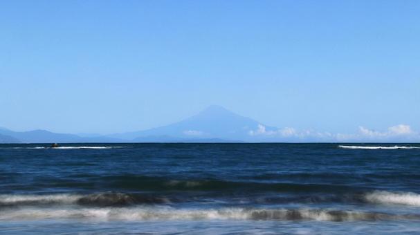 秋の海と空と富士山 秋の海と空と富士山 海,富士山,秋の写真素材