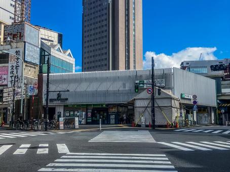 【東京都】JR代々木駅西口 【東京都】JR代々木駅西口の写真