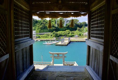 佐賀呼子の田島神社 佐賀呼子の田島神社 鳥居,田島神社,佐賀の写真素材