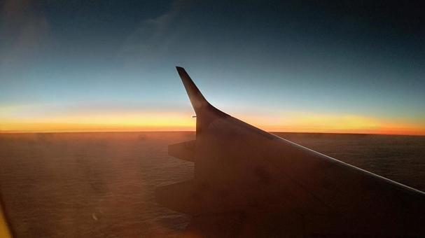 Sunset from the plane 3, JPG