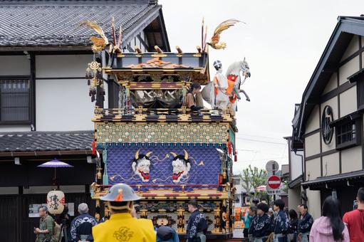 移動する神馬台 飛騨高山,高山祭,八幡祭の写真素材