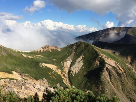 山景 山,霧,風景の写真素材