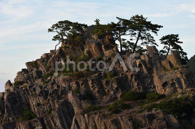 福井県鉾島　越前海岸の夕方の空 断崖絶壁,水平線,夕景の写真素材