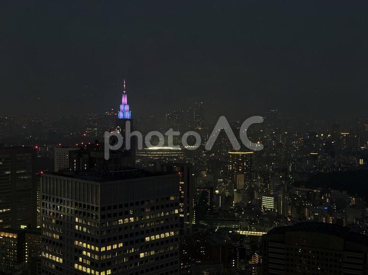 夜の東京上空　曇りの日 夜空,春霞,曇りの写真素材