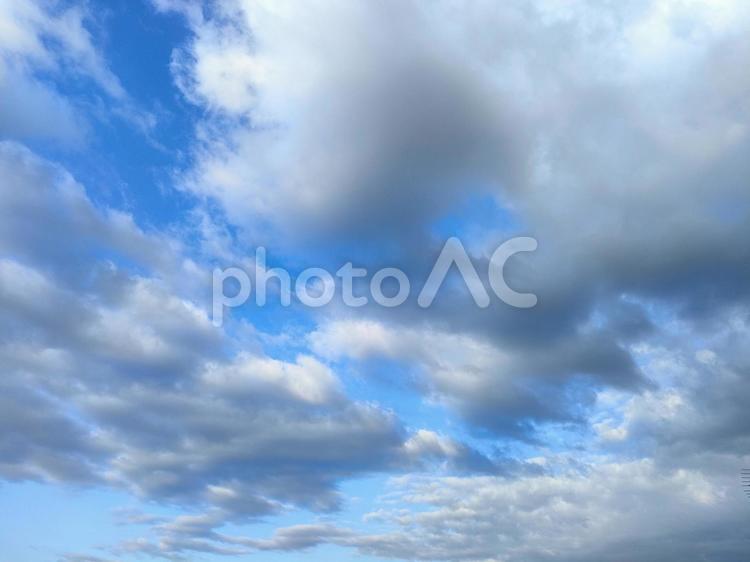 青空と雲 青空,晴天,晴れの写真素材
