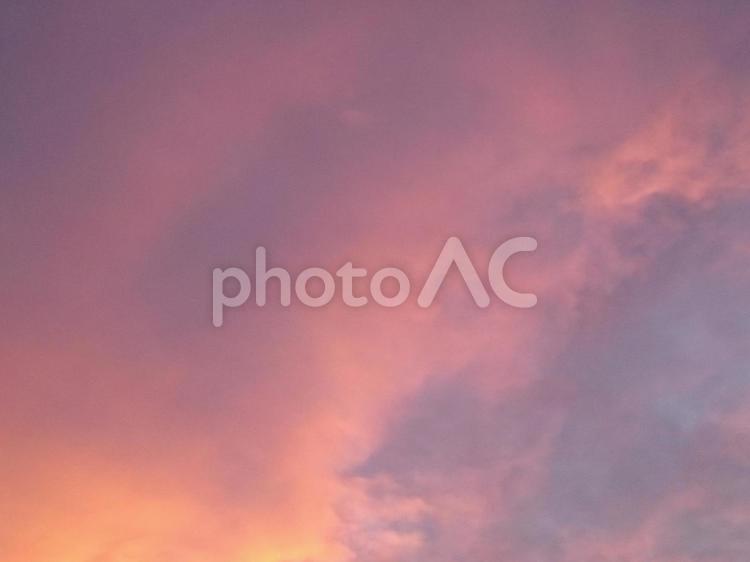 夕暮れの空 夕暮れ,オレンジ,空の写真素材