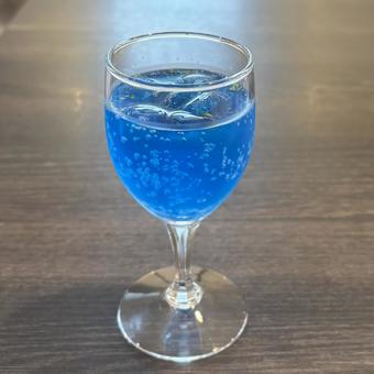 青のソーダ水 青のソーダ水 ジュース,飲み物,夏の写真素材