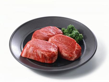 ステーキ用牛ヒレ肉 ステーキ用牛ヒレ肉の写真