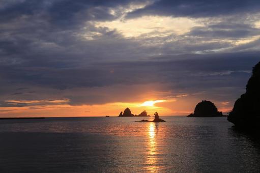 大田子海岸の美しい夕景 大田子海岸の美しい夕景の写真