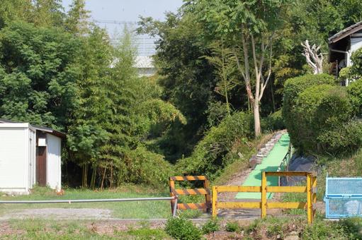 三木鉄道、埋まった切通し区間 三木鉄道、埋まった切通し区間の写真