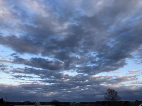 空に広がる雲 空に広がる雲の写真