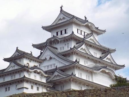 【風景写真】姫路城の風景 【風景写真】姫路城の風景 姫路城,天守閣,木造の写真素材