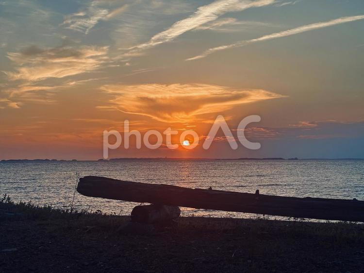 三河湾の夕暮れ5 三河湾,海,波の写真素材
