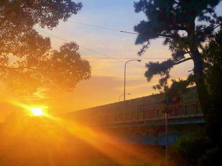 夕暮れ時のマジックアワー 夕暮れ時のマジックアワーの写真