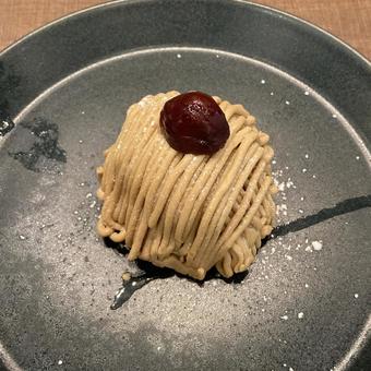 渋皮モンブラン② モンブラン,渋皮,ケーキの写真素材