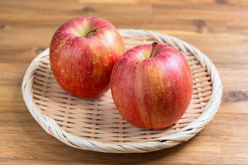 りんご 早生ふじ りんご,早生ふじ,林檎の写真素材