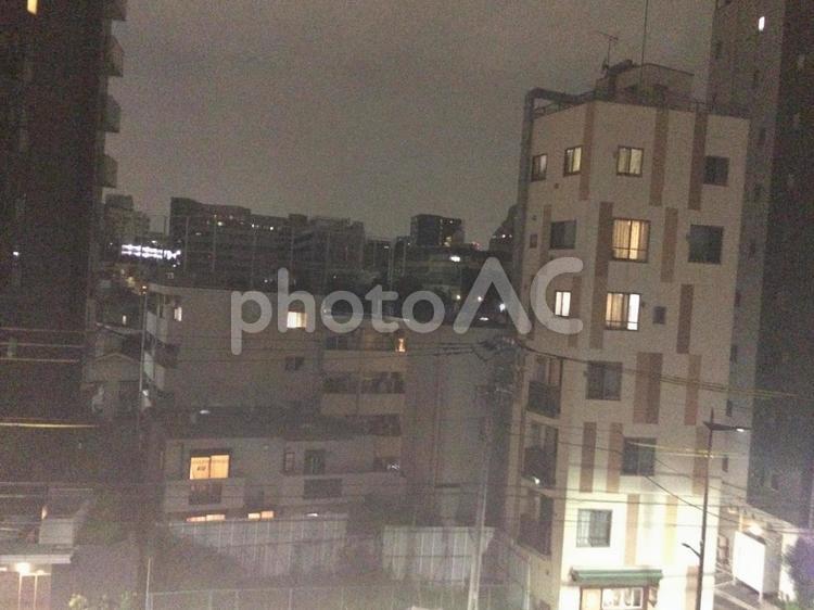 牛込柳町の夜景 ビル,ホテル,人の写真素材