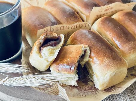 コッペパン あんぱん コッペパン あんぱん パン,コッペパン,あんぱんの写真素材
