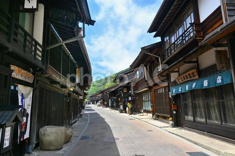 江戸時代を歩くような信州中山道 奈良井宿 奈良井宿,旧中山道,宿場町の写真素材