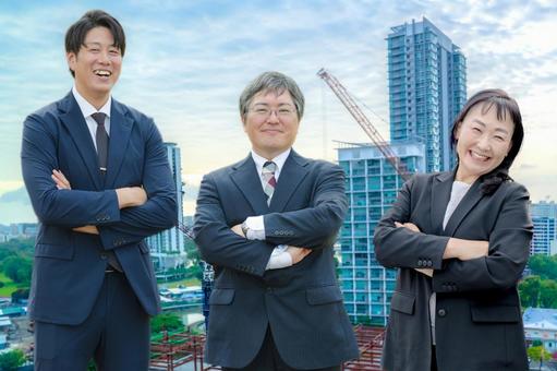 都会と工事とビジネスチーム 都会と工事とビジネスチーム 開発,m&a,建設会社の写真素材