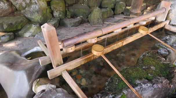 多度大社　手水 多度大社,神社,神社仏閣の写真素材