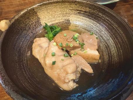 沖縄料理のテビチおでん 沖縄料理のテビチおでん てびち,豚肉,豚足の写真素材
